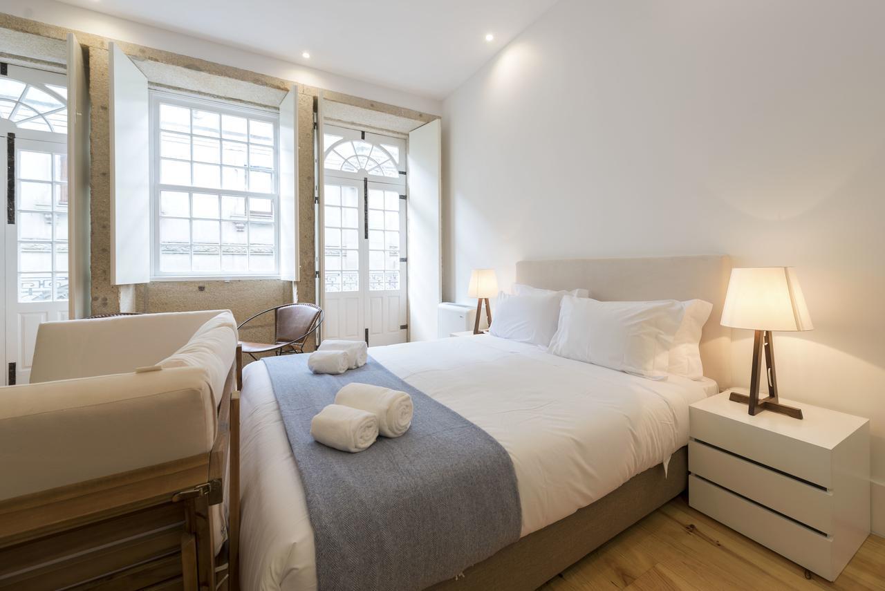 Lovelystay - Rico'S Apartment - Almada 2º F Porto Buitenkant foto