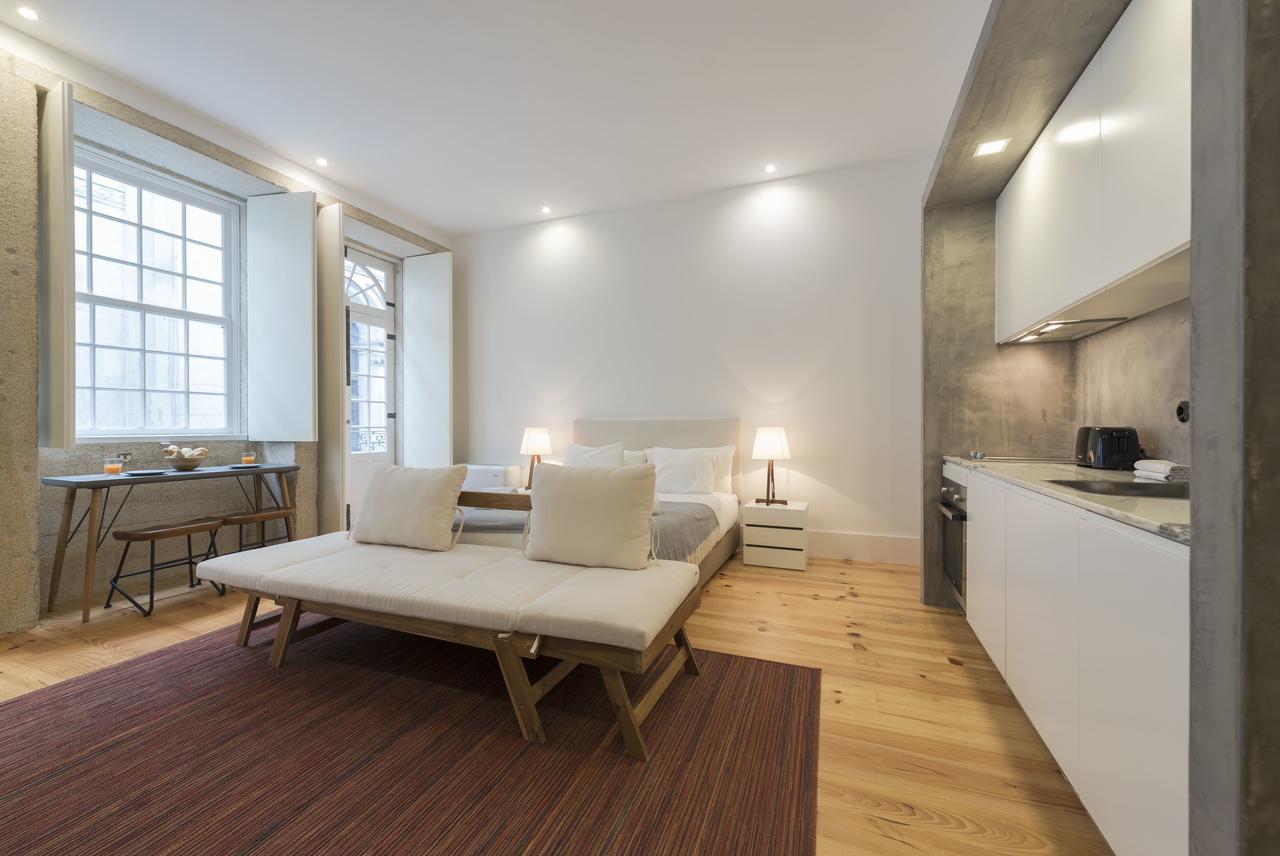 Lovelystay - Rico'S Apartment - Almada 2º F Porto Buitenkant foto