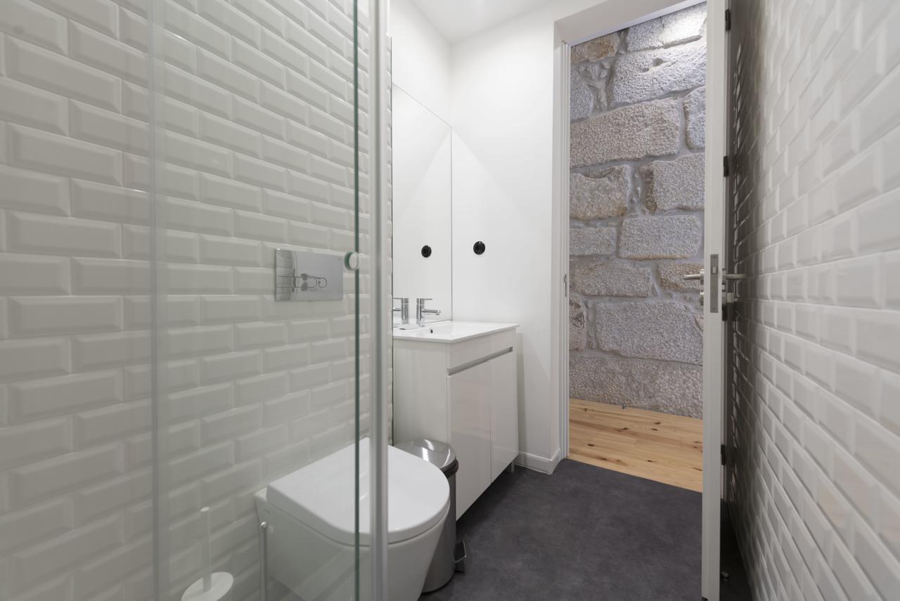 Lovelystay - Rico'S Apartment - Almada 2º F Porto Buitenkant foto