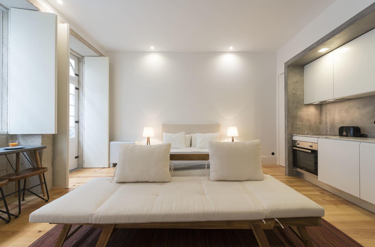 Lovelystay - Rico'S Apartment - Almada 2º F Porto Buitenkant foto